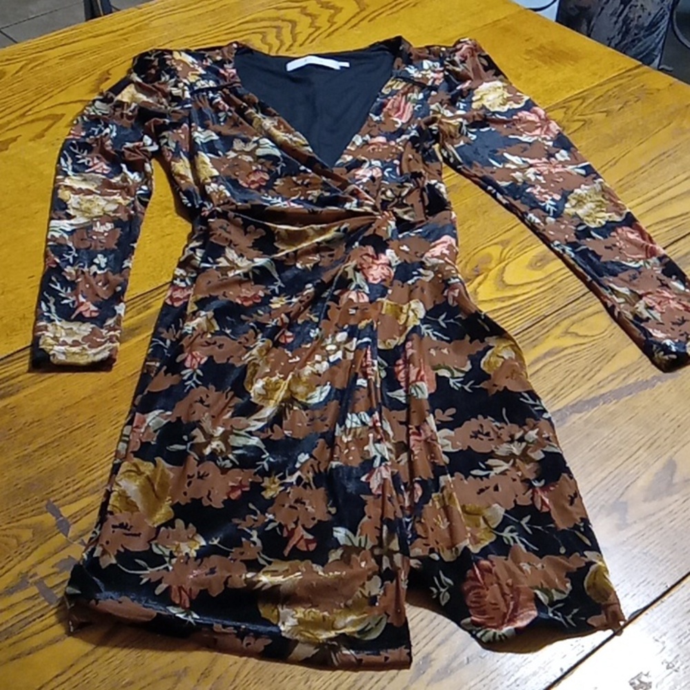 ASTR THE LABEL Womens SMALL VELVET Dress BROWN Preowned Party Holiday Cocktail